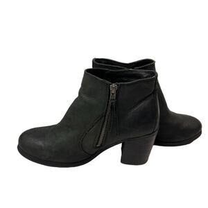 Levi's Boots Women's Size 9 Black Leather Ankle Zip Up Block Heeled Boho